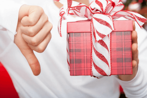 10 вещей, которые нельзя дарить на Новый год